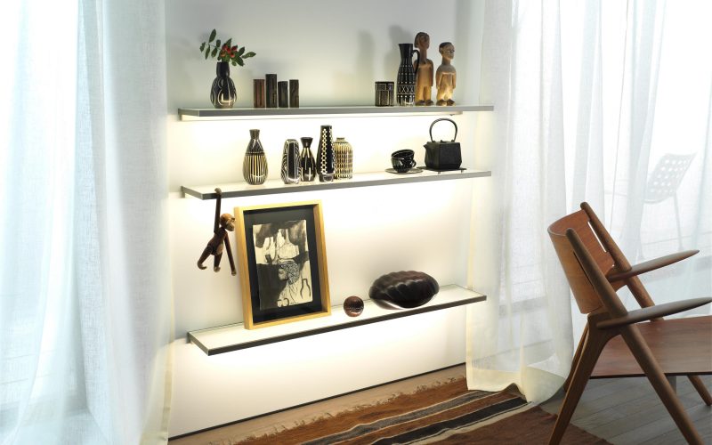 shelving and lighting system
